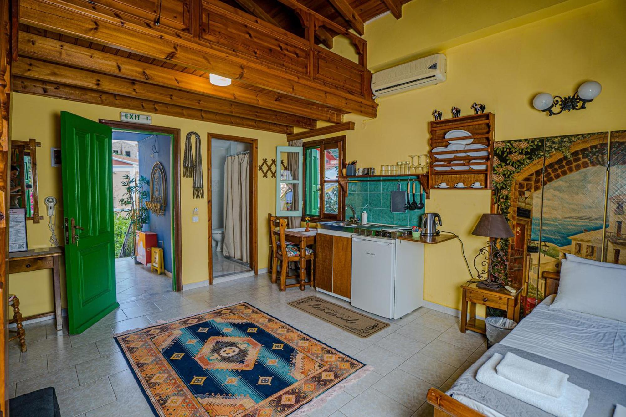 Symi Garden Studios Luaran gambar
