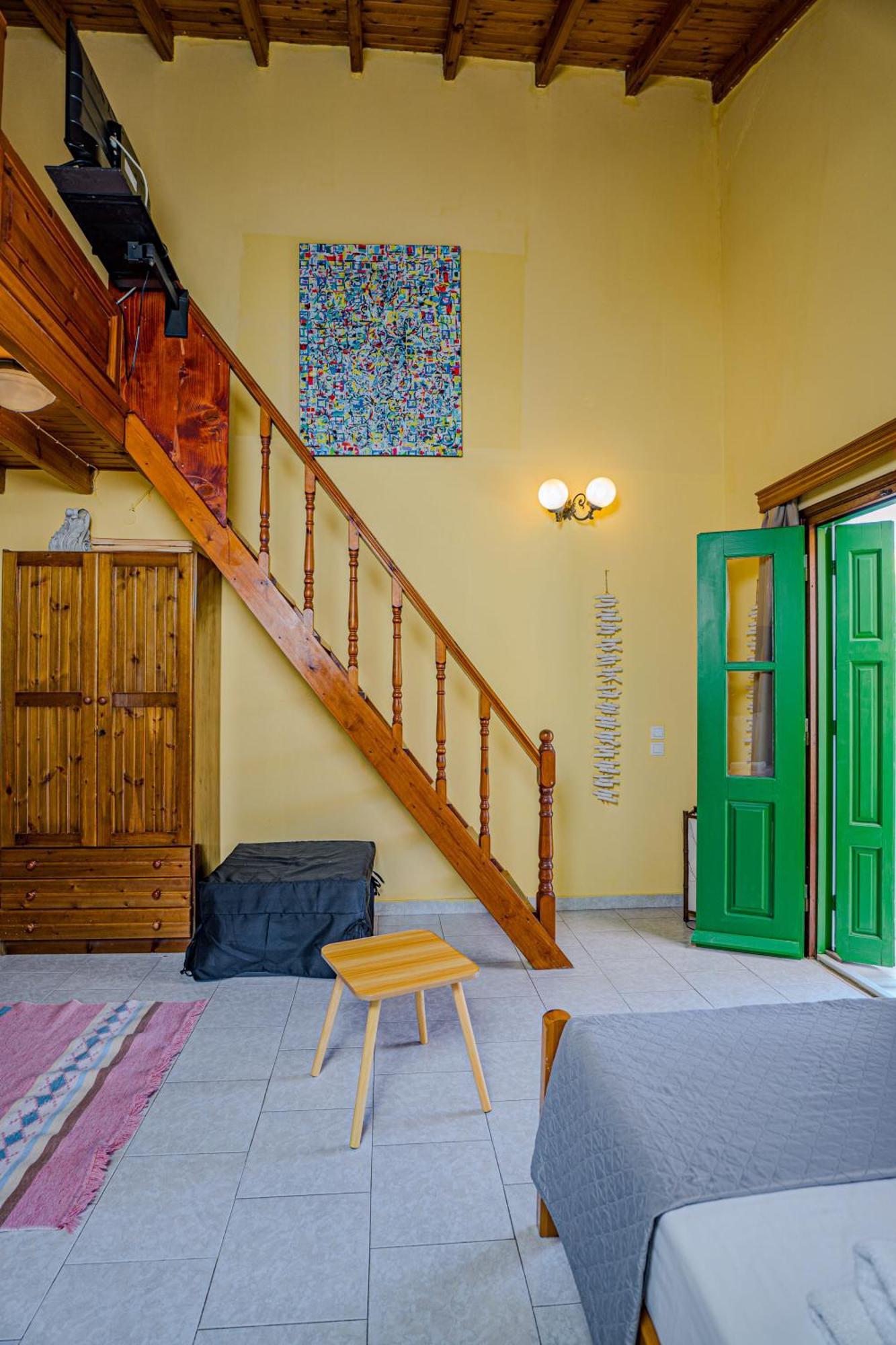 Symi Garden Studios Luaran gambar