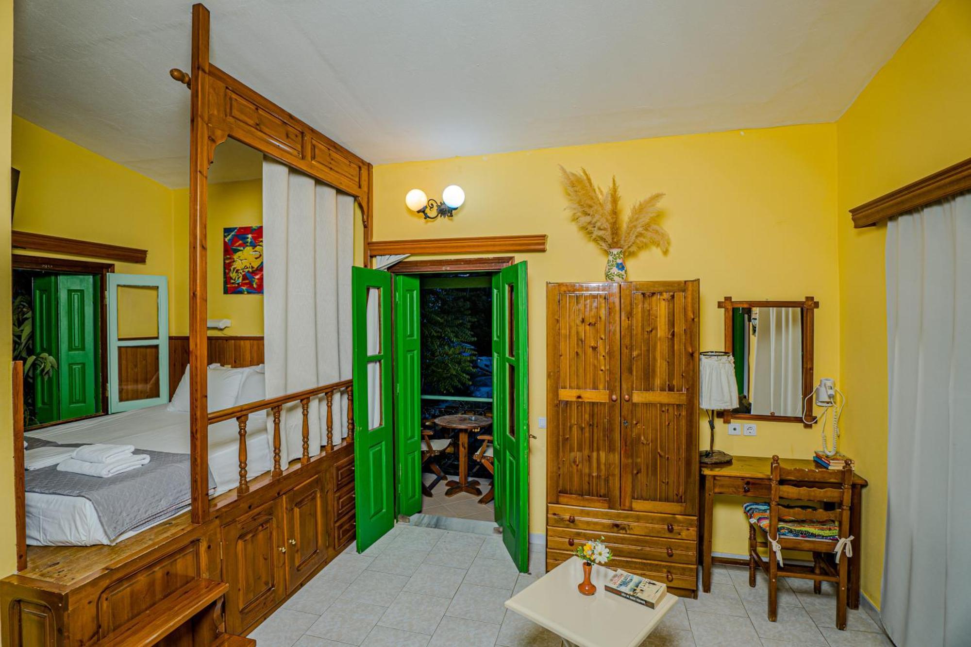 Symi Garden Studios Luaran gambar