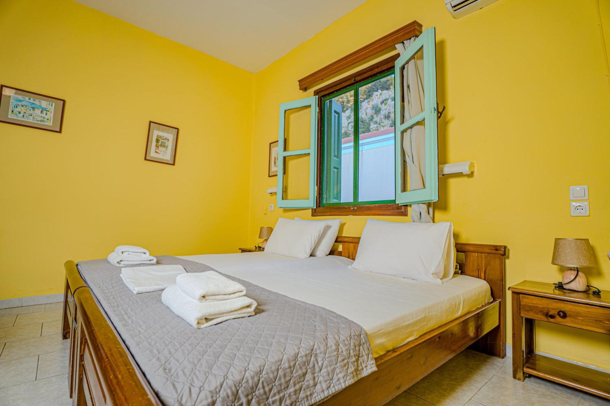 Symi Garden Studios Luaran gambar