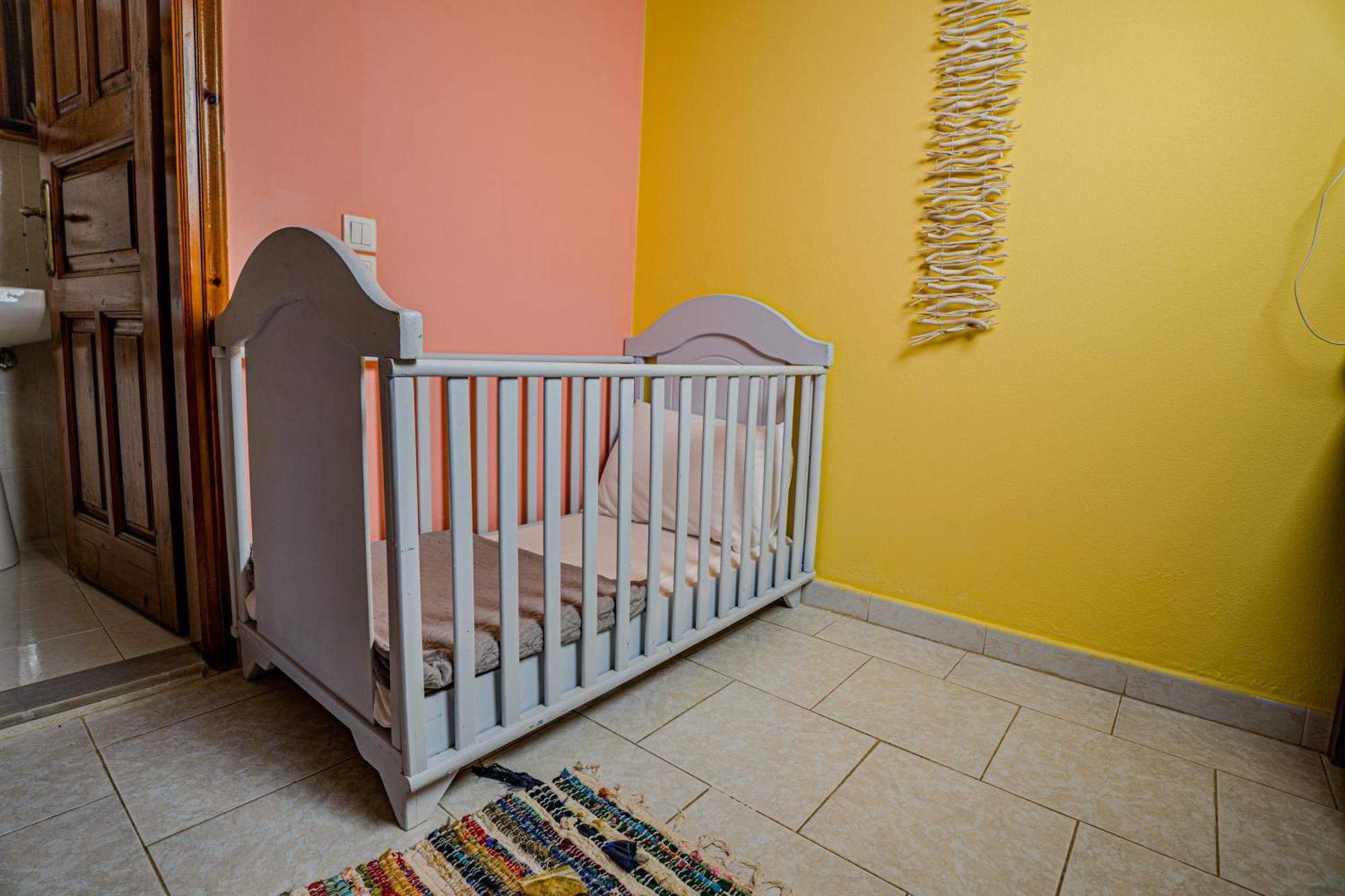 Symi Garden Studios Luaran gambar